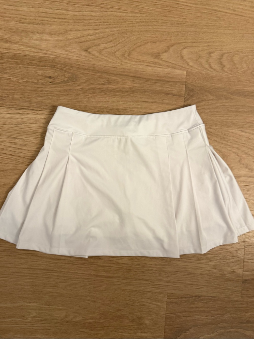 White Tommy Bahama Golf Skirt
